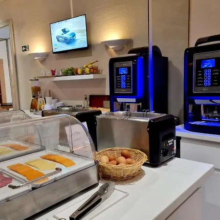 Carlton Nice, Fully Renovated Hotell 3*