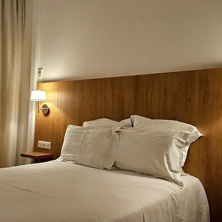מלון Carlton Nice, Fully Renovated 3*