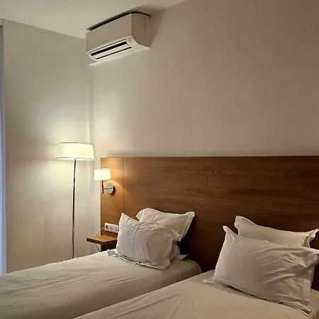 Carlton Nice, Fully Renovated 3* ניס