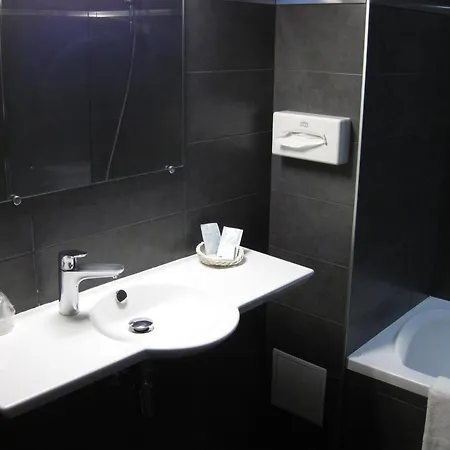 מלון Carlton Nice, Fully Renovated